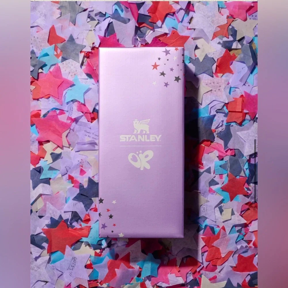 Olivia Rodrigo Stanley Collab limited edition 40 oz. Purple Tumbler BNWT box 💜 - Picture 3 of 6